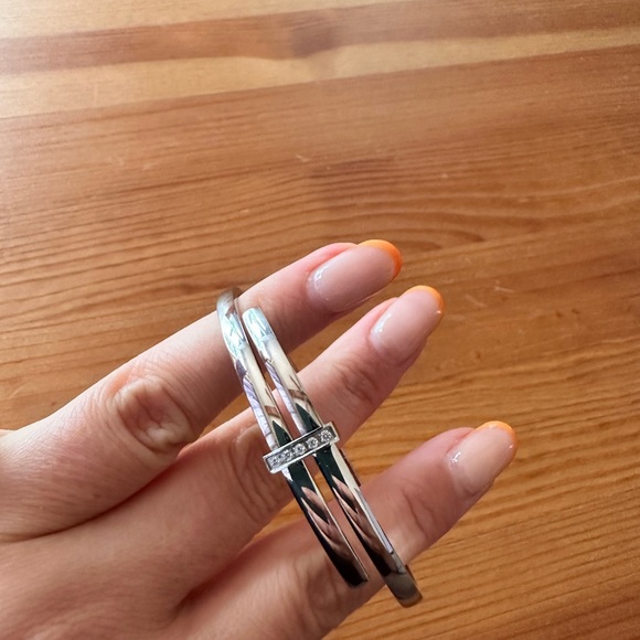 JOELLE X MIA Collection Bangle with Cubic Zirconias - Picture 5 of 7